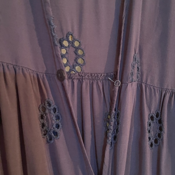 Coverup - Picture 3 of 3